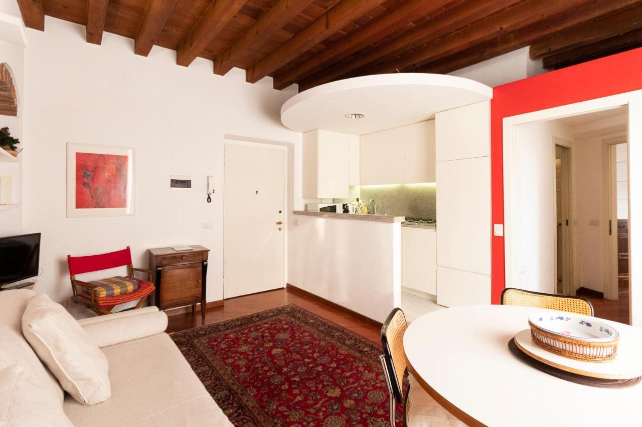 Anfiteatro Apartment In Brera Milánó Kültér fotó